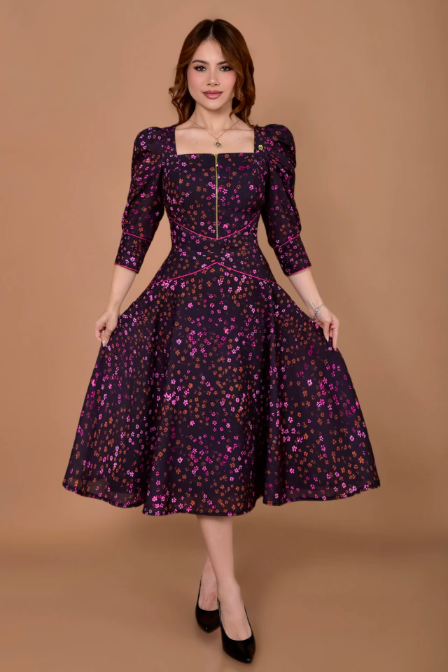 Como usar vestido midi em produções elegantes para o dia a dia